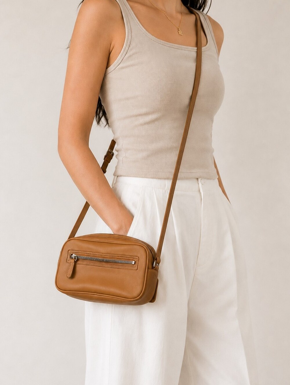 Coach Legacy West Tan Leather Camera Crossbody Bag, Glove-Tanned, Style 9589 - Picture 2 of 14
